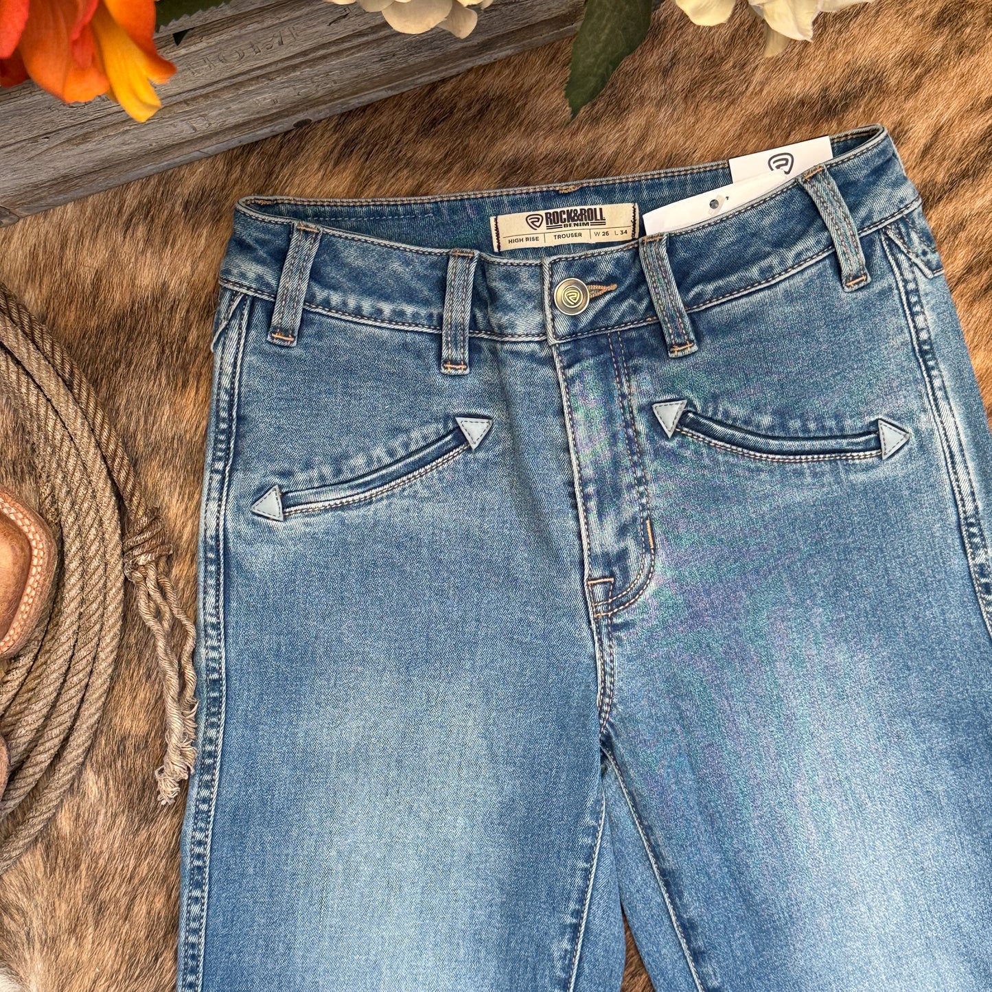 NEW Rock & Roll Cowgirl Denim Front Smiley Pocket High Rise Trouser Jeans (26 x 34)
