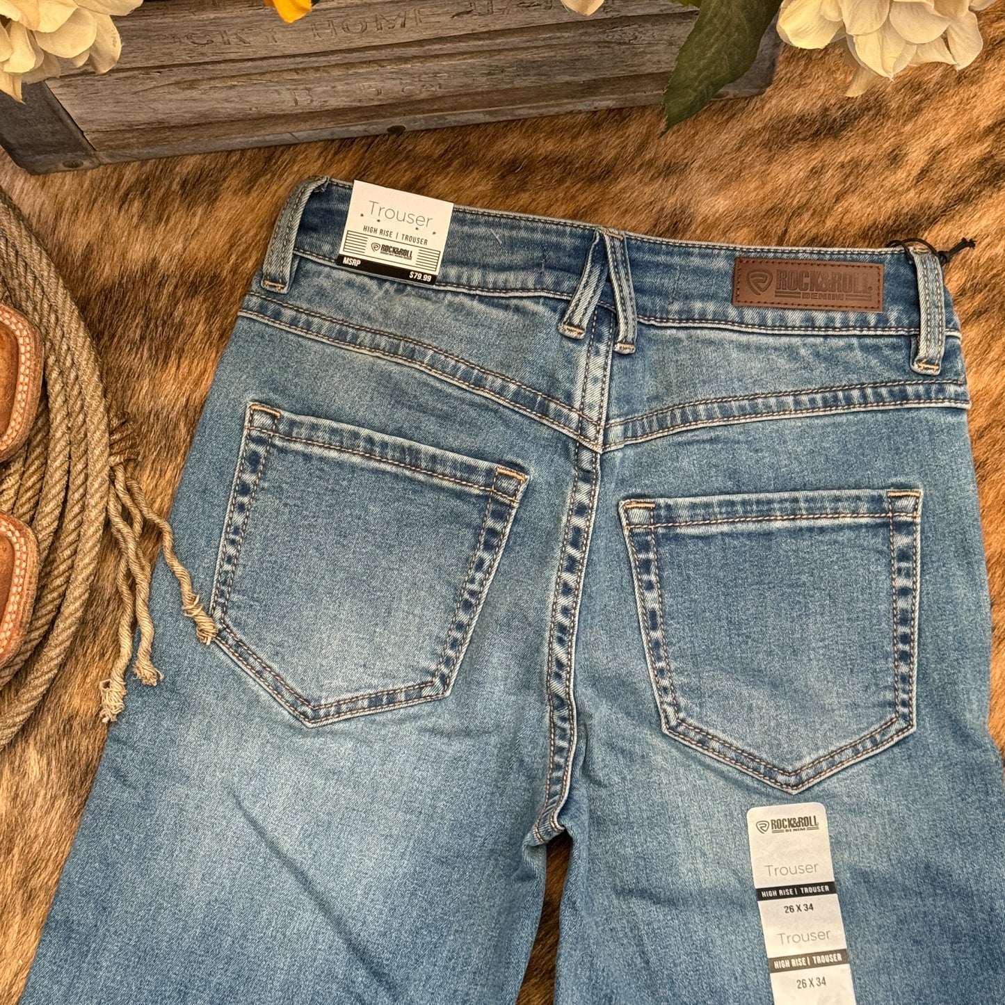 NEW Rock & Roll Cowgirl Denim Front Smiley Pocket High Rise Trouser Jeans (26 x 34)