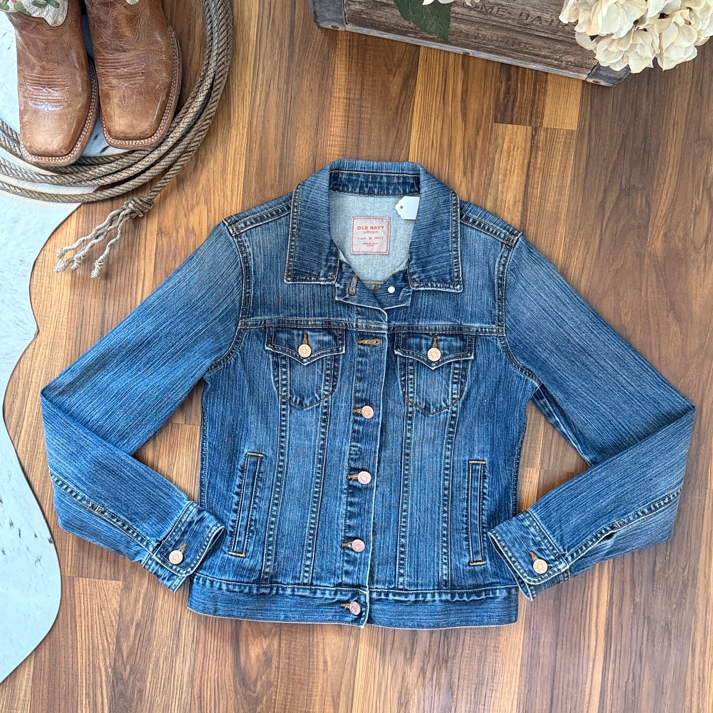Leopard Print Fitted Stretch Denim Women's Jean Jacket (Medium)