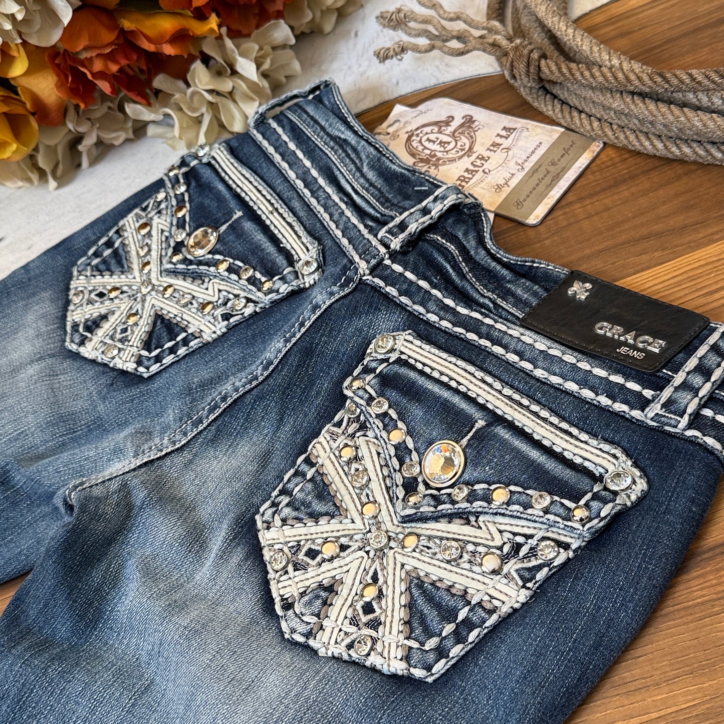 NEW Grace In LA Crop Capri Jeans + Rhinestone Bling Pockets (5/26–27)