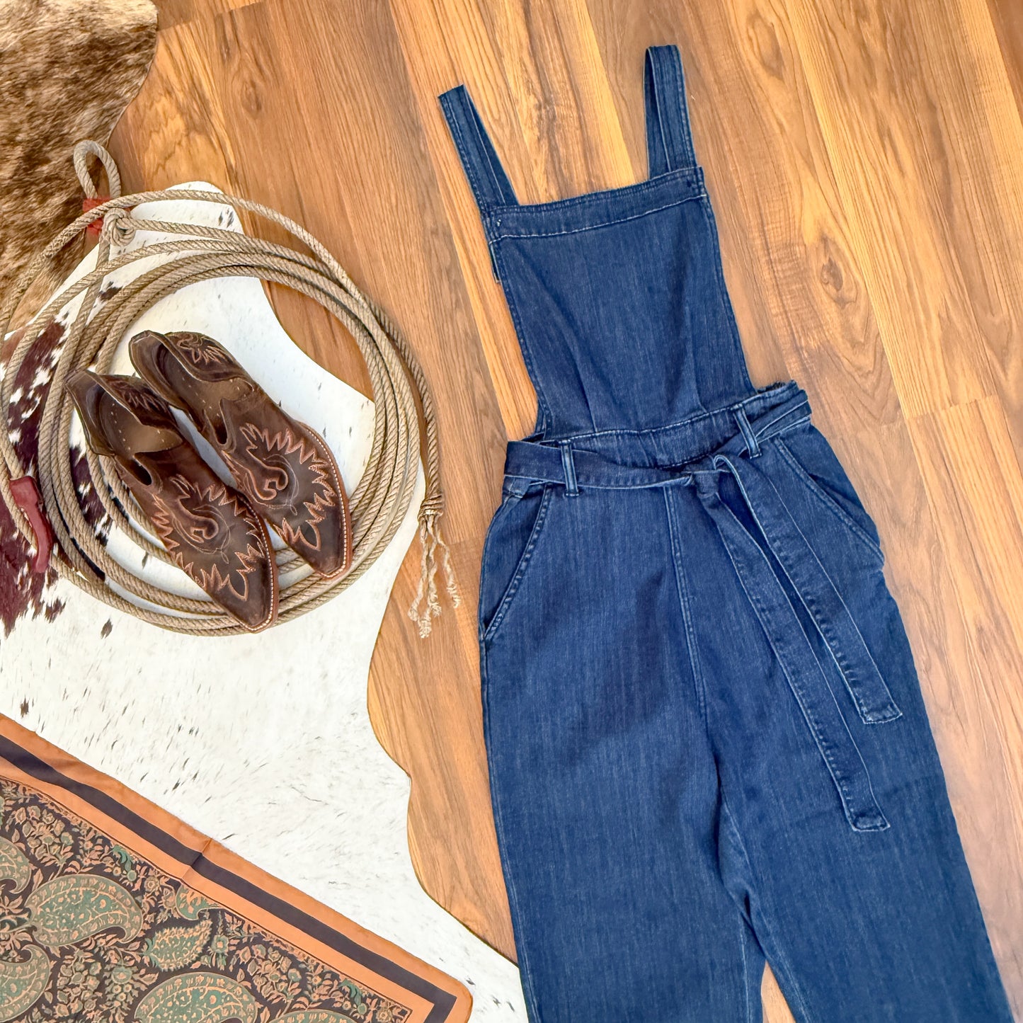 Universal Thread High Rrise Cropped Wide Leg Denim Overalls (8)