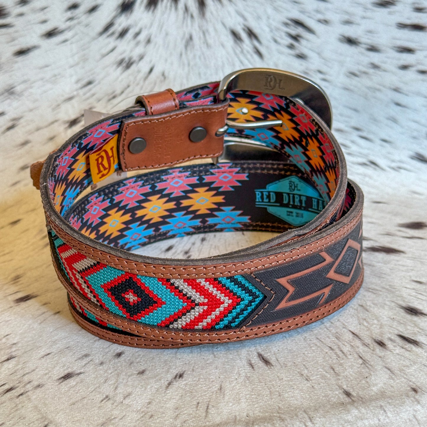 NEW Men's Tapered Needlepoint 100% Leather Western Belt Aztec Buckle (34)