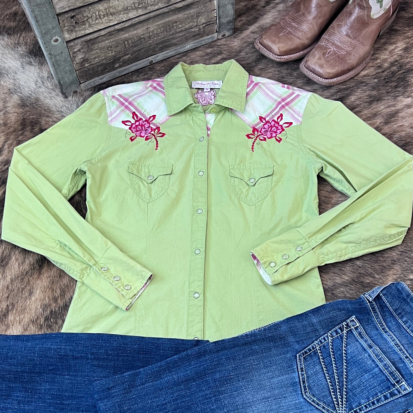 Panhandle Slim Women's Long Sleeve Western Pearl Snap Rose Shirt (Small)