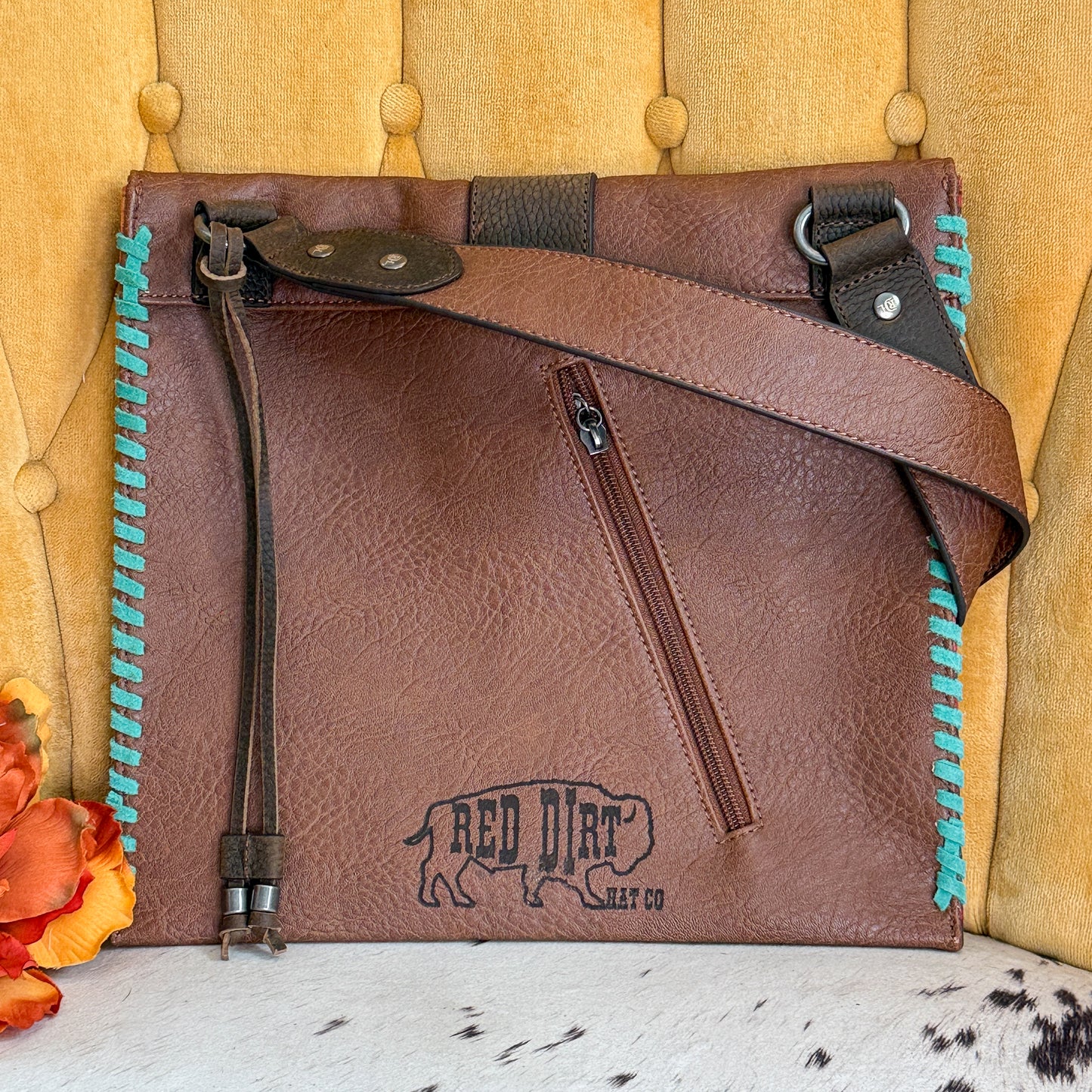 NEW Red Dirt Hat Co Aztec Print Leather Whipstitch Crossbody Purse