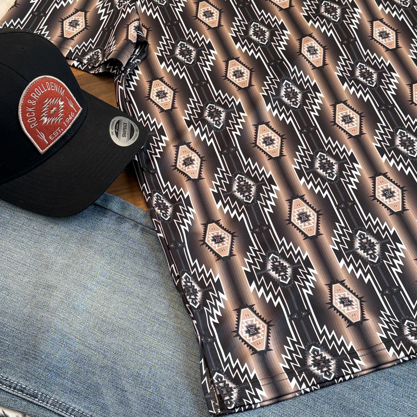 NEW Rock & Roll Denim Southwestern Print Polo – Black & Brown (L)