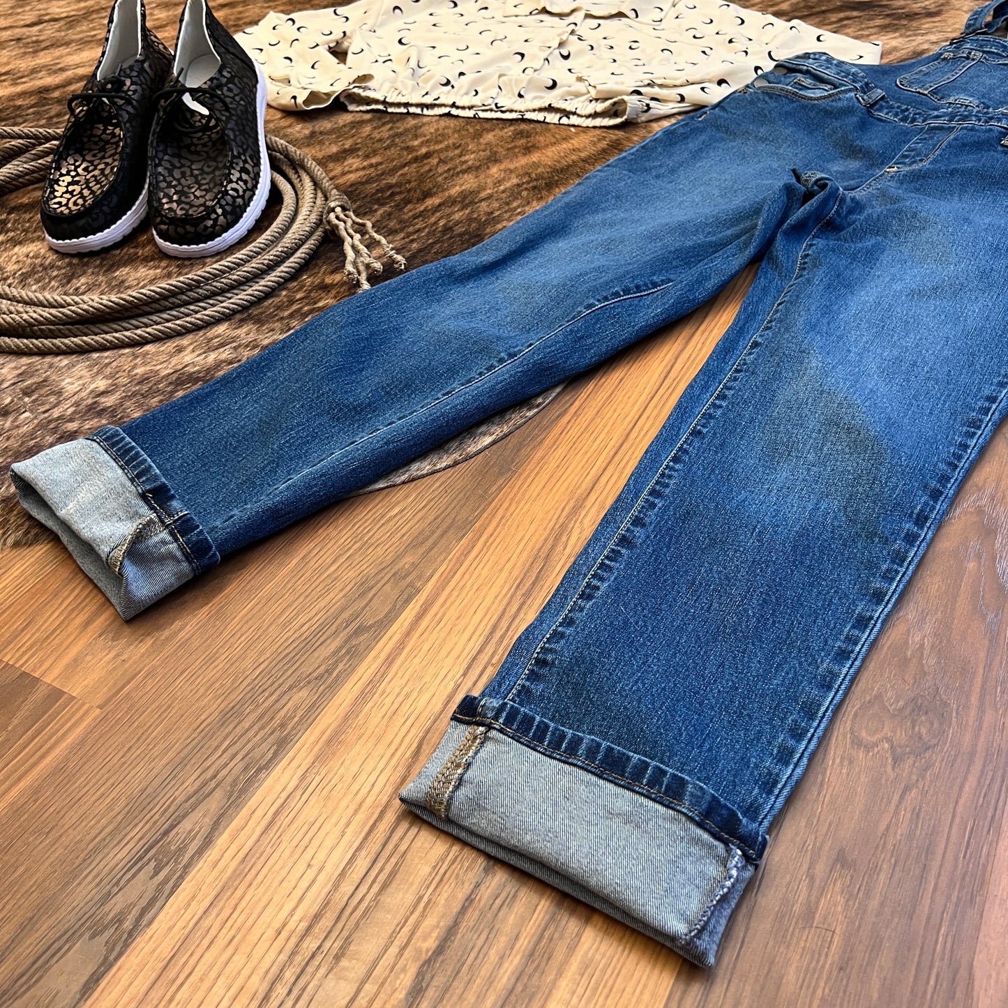 Cropped Medium Wash Denim Jean Overalls (25/0)