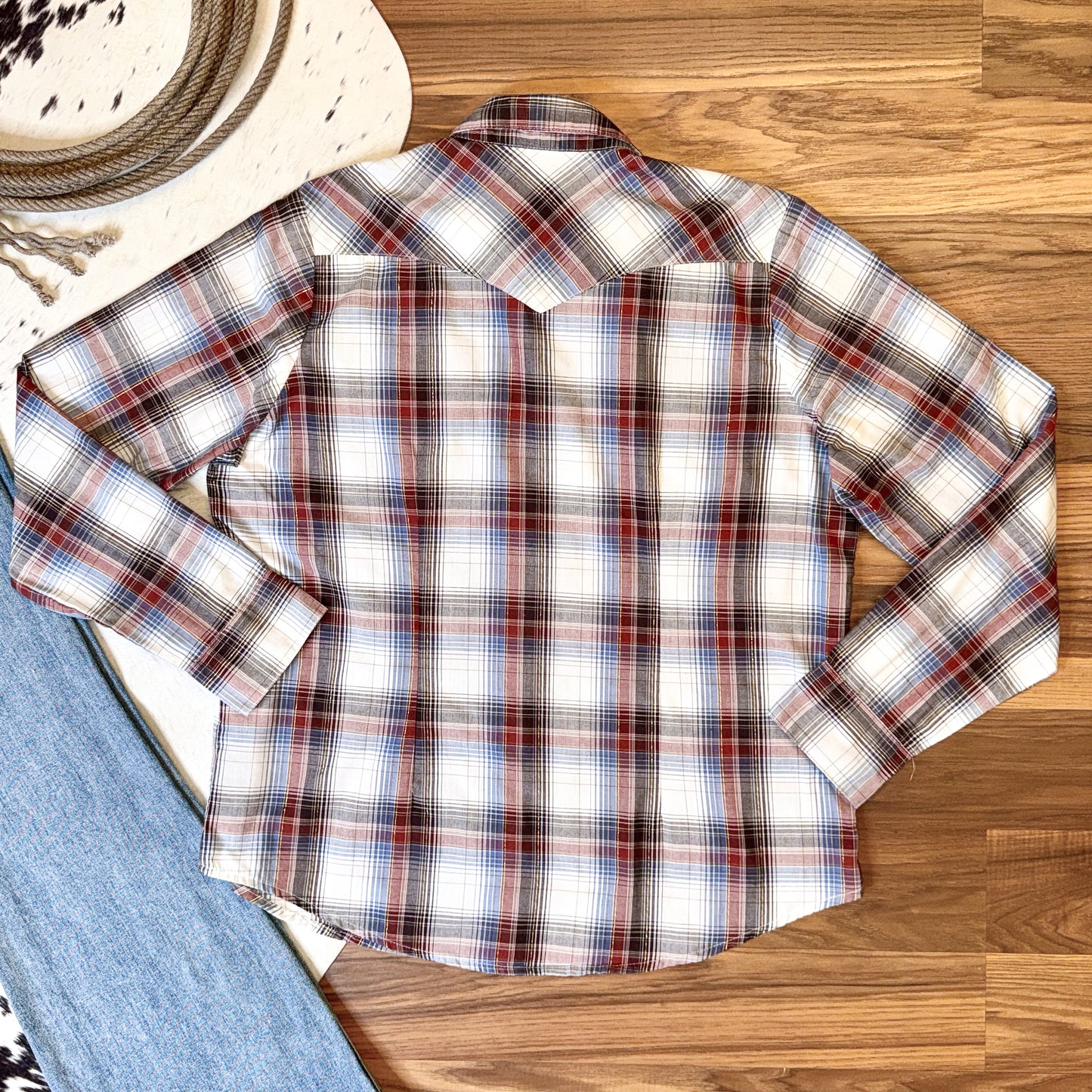 Wrangler Women's Long Sleeve Plaid & Metallic Pearl Snap Western Shirt (L)