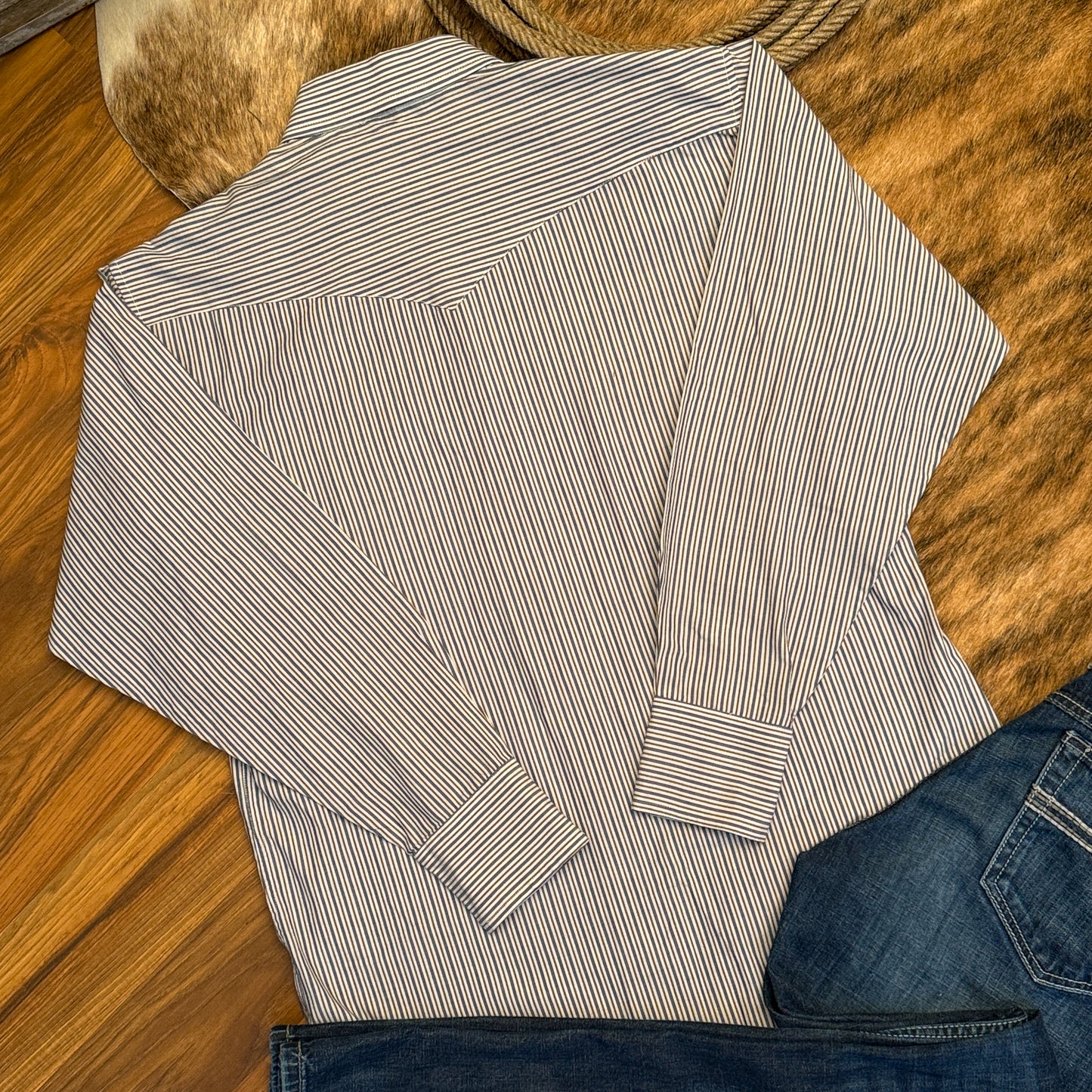 Vintage Panhandle Slim Men's Pearl Snap Western Shirt (Medium Tall)