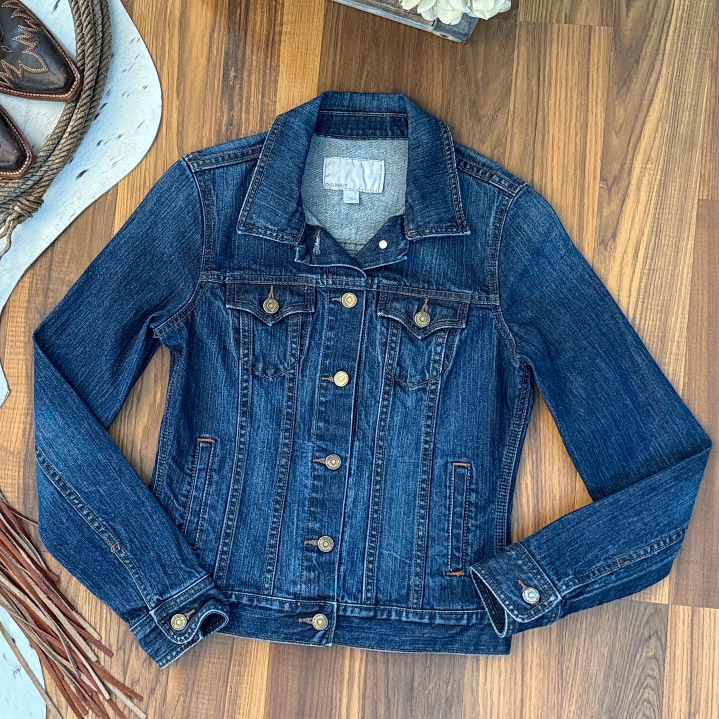 Dark Wash Old Navy Denim Trucker Jean Jacket (Small)