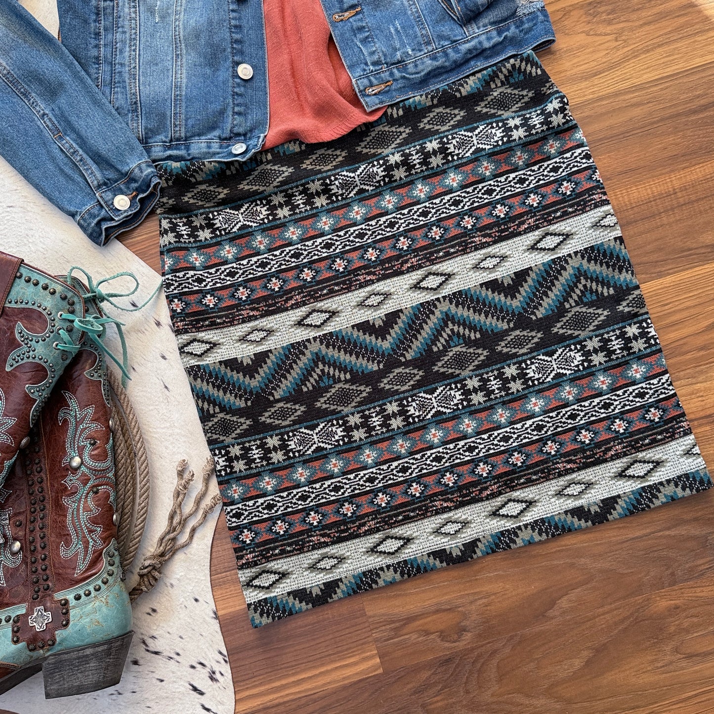 Southwestern Aztec Woven Knit Skirt (L)