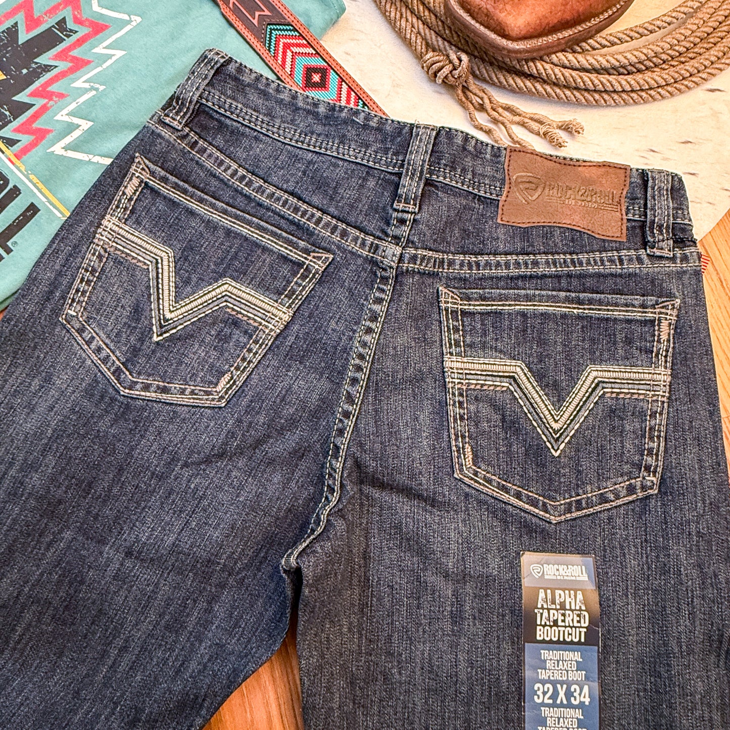 NEW Rock & Roll Denim Men's Alpha High Rise Relaxed Fit Stackable Bootcut Jeans (32x34)