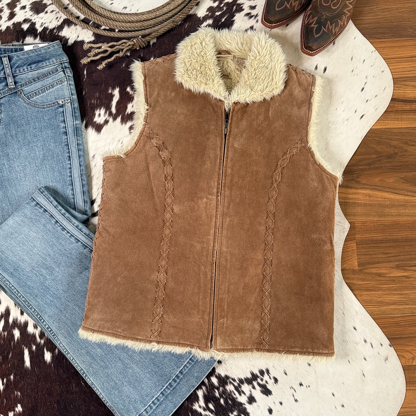 Vintage Genuine Leather Sherpa-Lined Zipper Vest by Ruff Hewn (Women’s Medium)