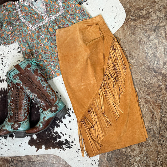 Vintage Outerwear by Phoenix Genuine Suede Fringe Pencil Skirt (3/4)